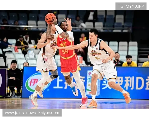 CBA 球队用全队跑位创造完美空间